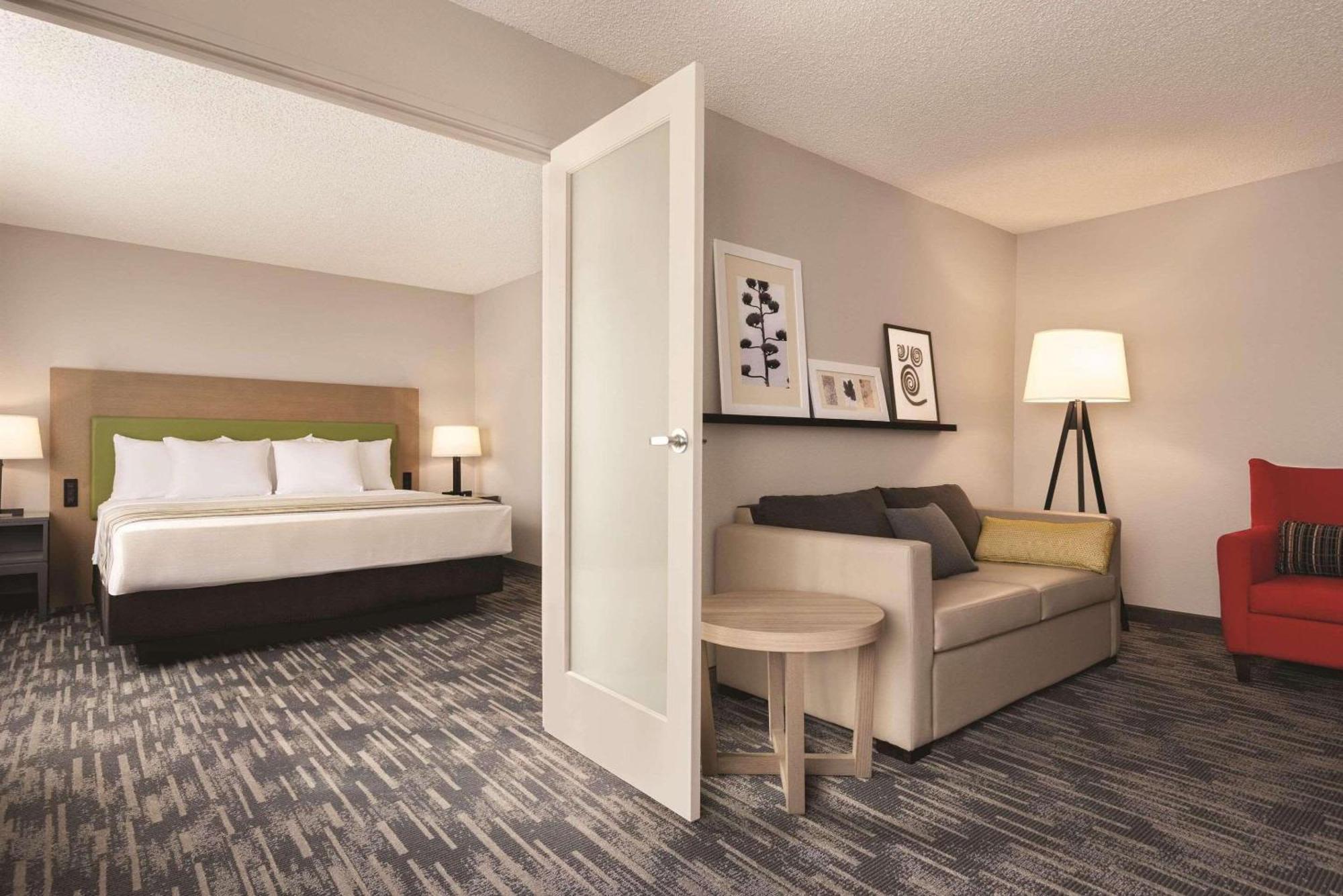 Country Inn & Suites By Radisson, Northfield, Mn Zewnętrze zdjęcie